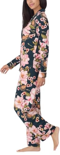 Room Service Womens 2-Piece Shawl Collar Pajama Set 1730042