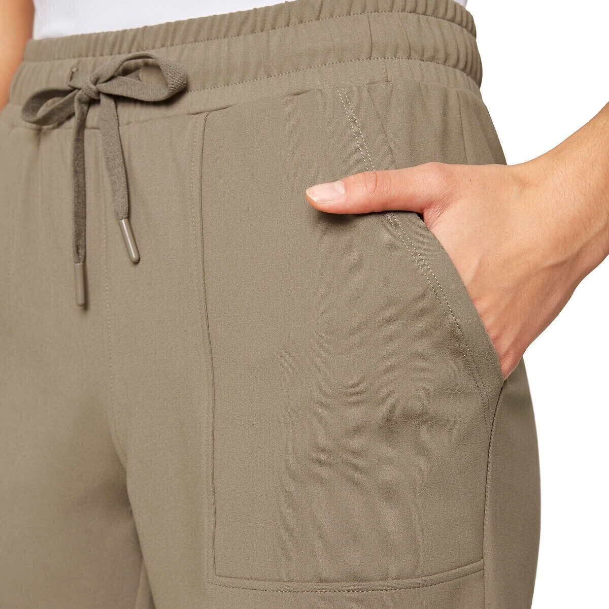 Mondetta Ladies Active Bermuda Shorts (1668916)