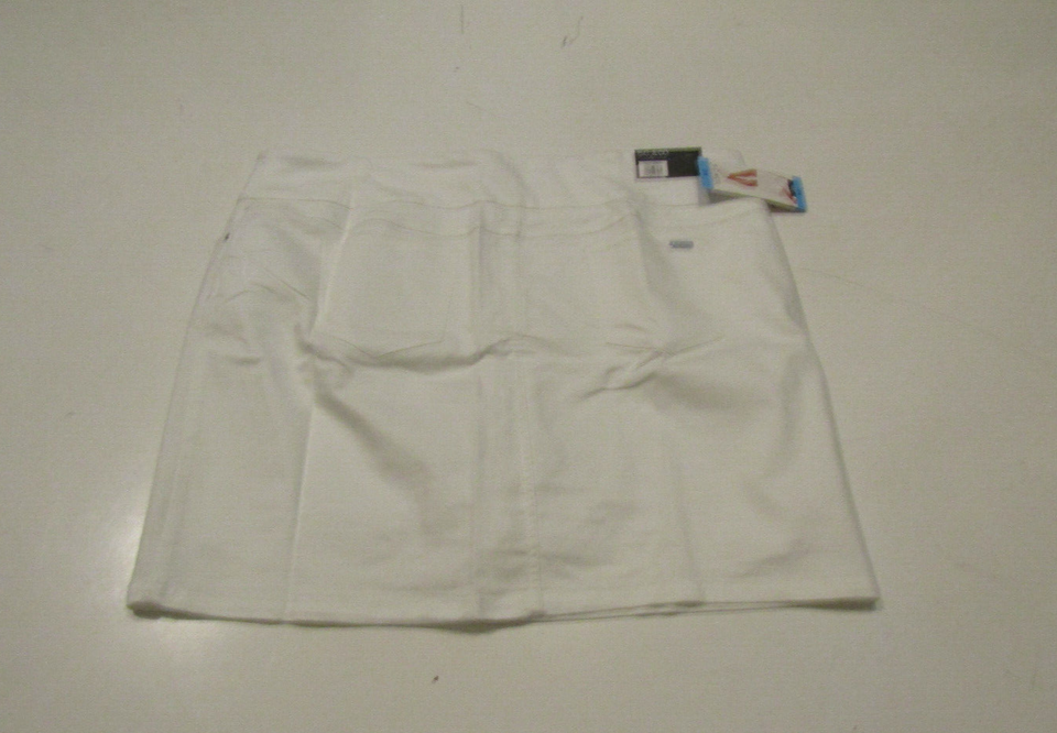 S.C.& CO Women's Stretch Pull on Skort (1508337)