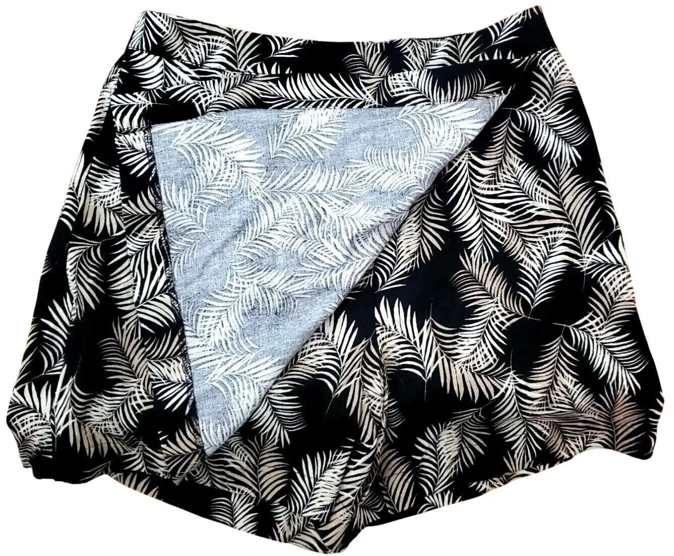 Ellen Tracy women’s green floral print Linen Blend SKORT 1746253