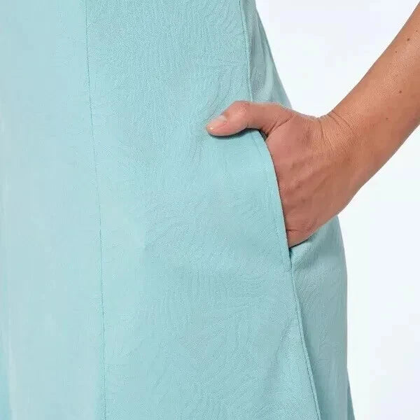 Greg Norman Ladies' Golf Dress NWT 1796388