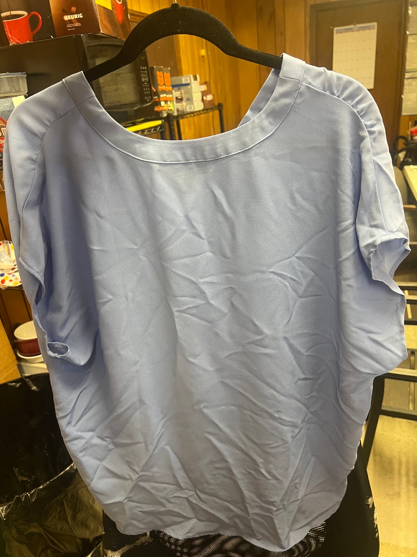 Banana Republic Women's Blue Short Sleeve V Neck Blouse - XL