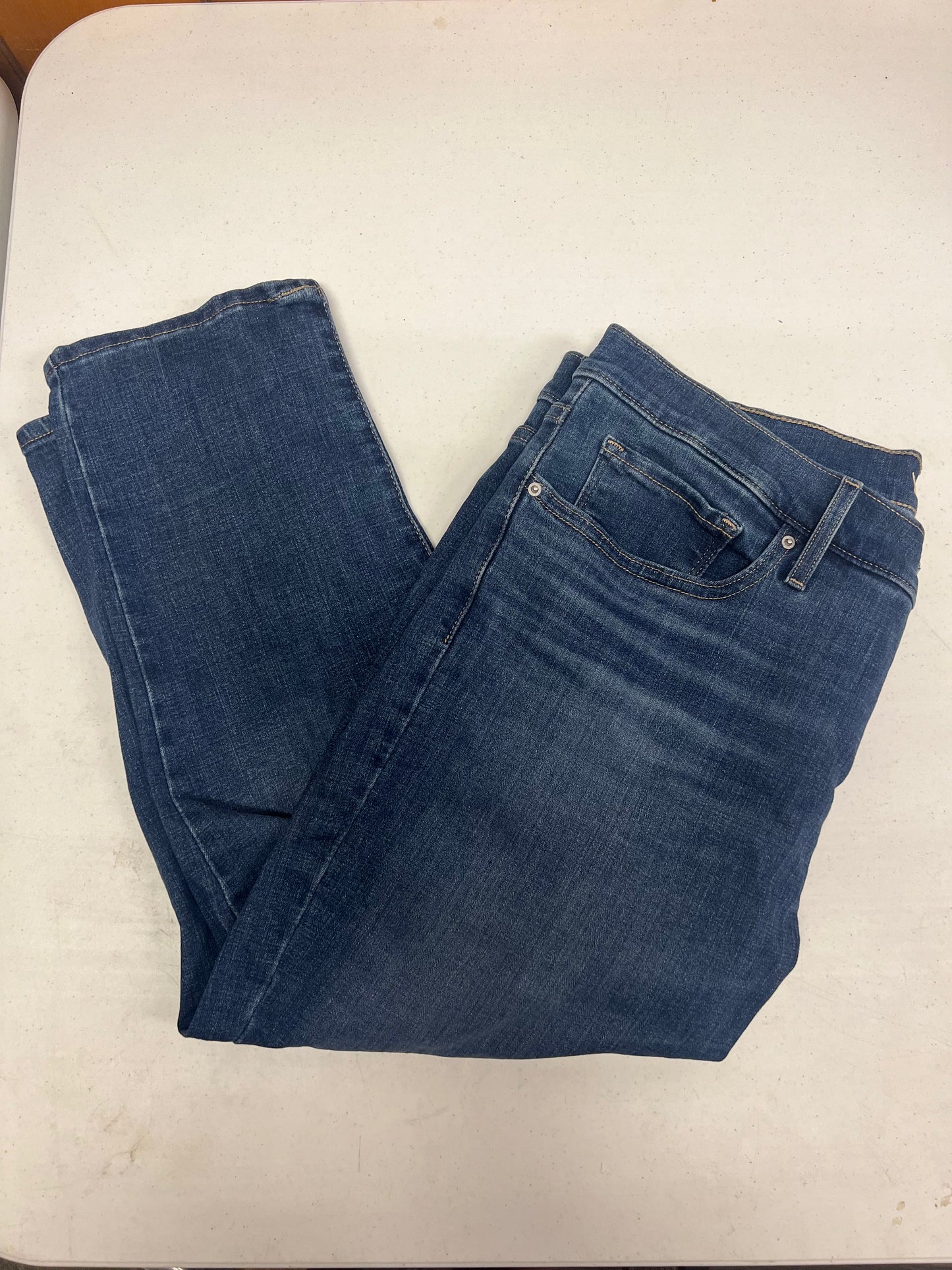 Levi's Women's 311 Shaping Skinny Capri Blue Denim Jeans Size 33