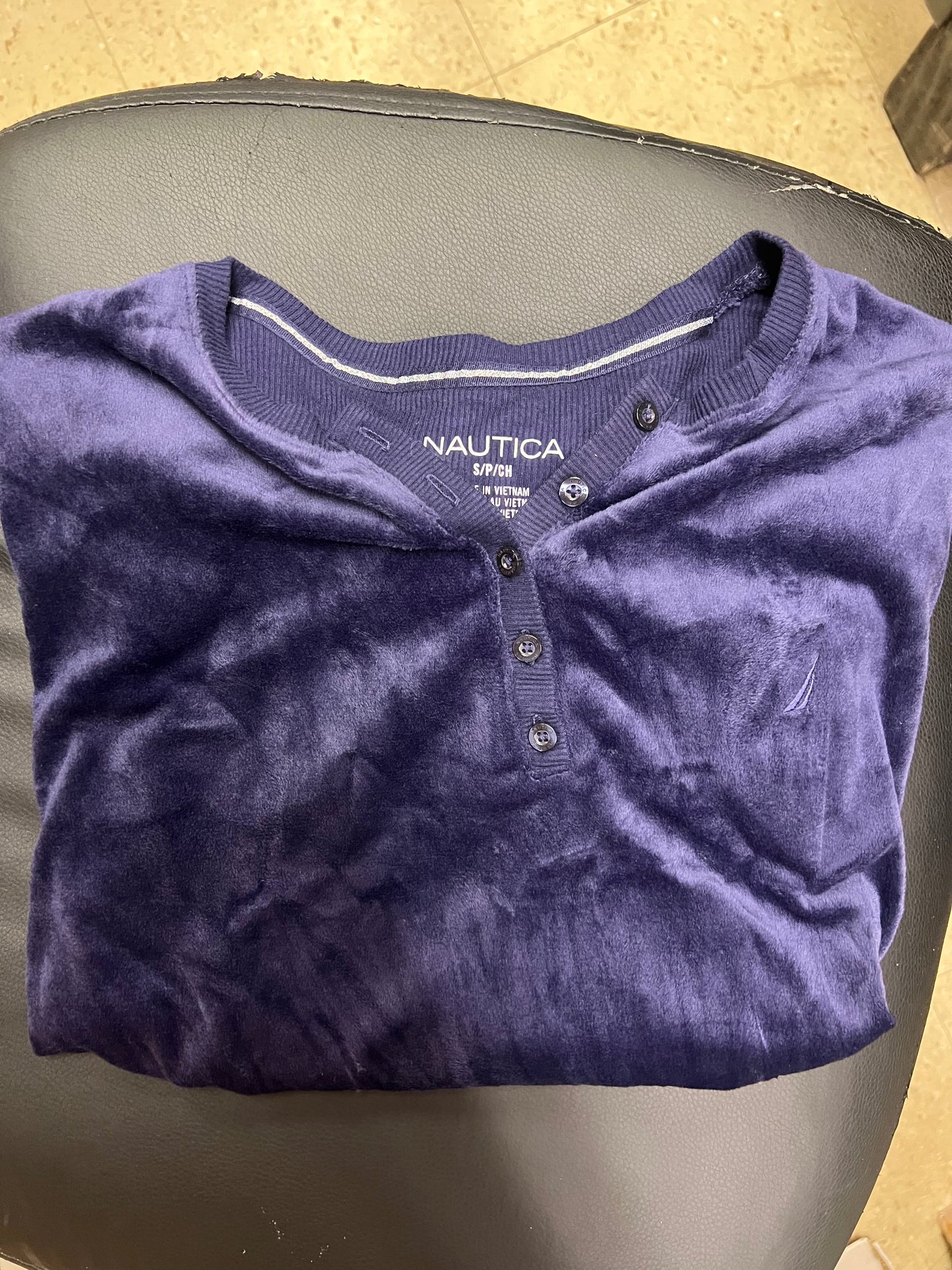 Nautica Long Sleeve Top Extra SOFT Pullover Buttons Lounge Shirt Small