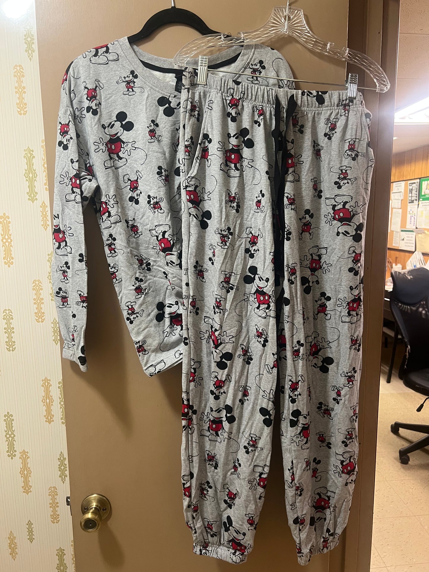 Disney Womens 2 Piece Cozy Pajama Set Mickey Mouse Gray Small - NEW W/OUT TAGS