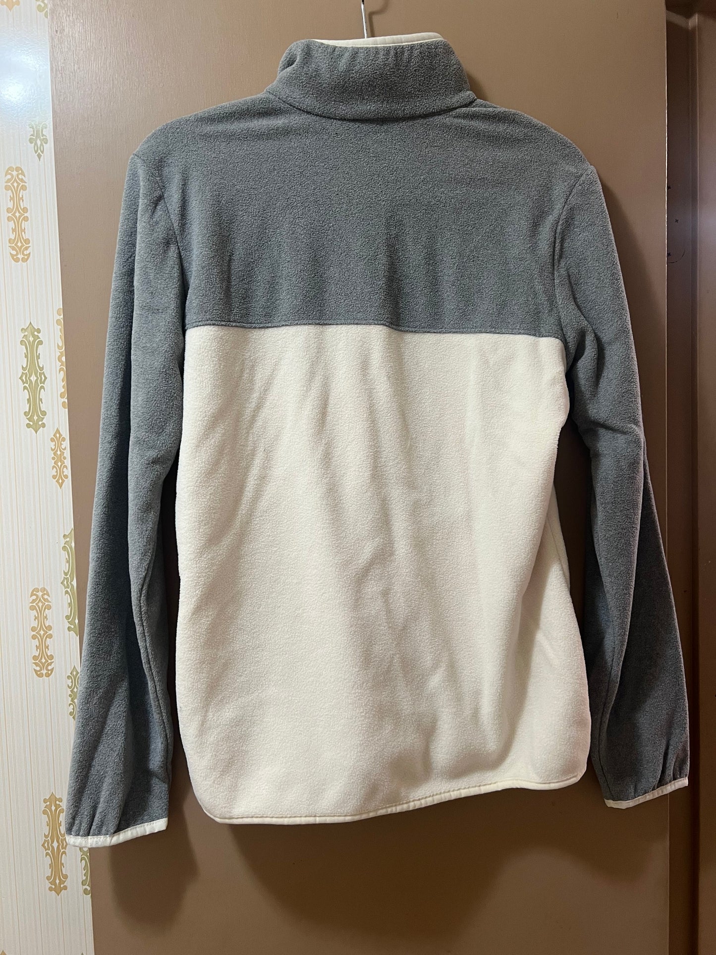 Columbia Women’s Fleece Winter Jacket Cream Gray Snap Collar Medium - NEW W/OUT TAGS